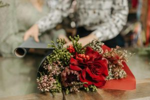 A Blooming Guide: Buying Fresh Flowers and Gifts in Dubai